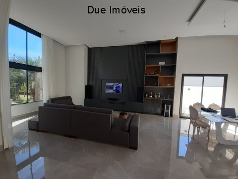 Casa à venda com 3 quartos, 253m² - Foto 24