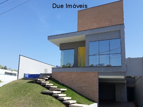 Casa à venda com 3 quartos, 400m² - Foto 2