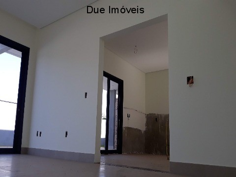 Casa à venda com 3 quartos, 400m² - Foto 5