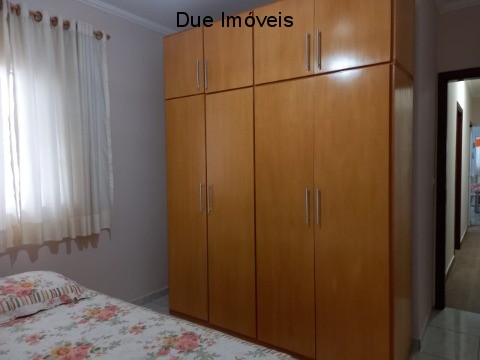 Casa à venda com 2 quartos, 125m² - Foto 8