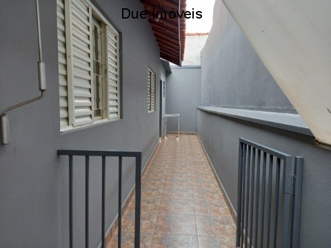 Casa à venda com 2 quartos, 125m² - Foto 11