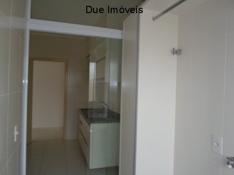 Apartamento para alugar com 2 quartos, 68m² - Foto 7