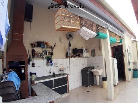 Casa à venda com 3 quartos, 186m² - Foto 11