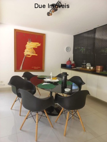 Casa à venda com 4 quartos, 540m² - Foto 14