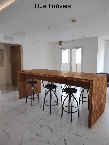 Apartamento à venda com 2 quartos, 77m² - Foto 4