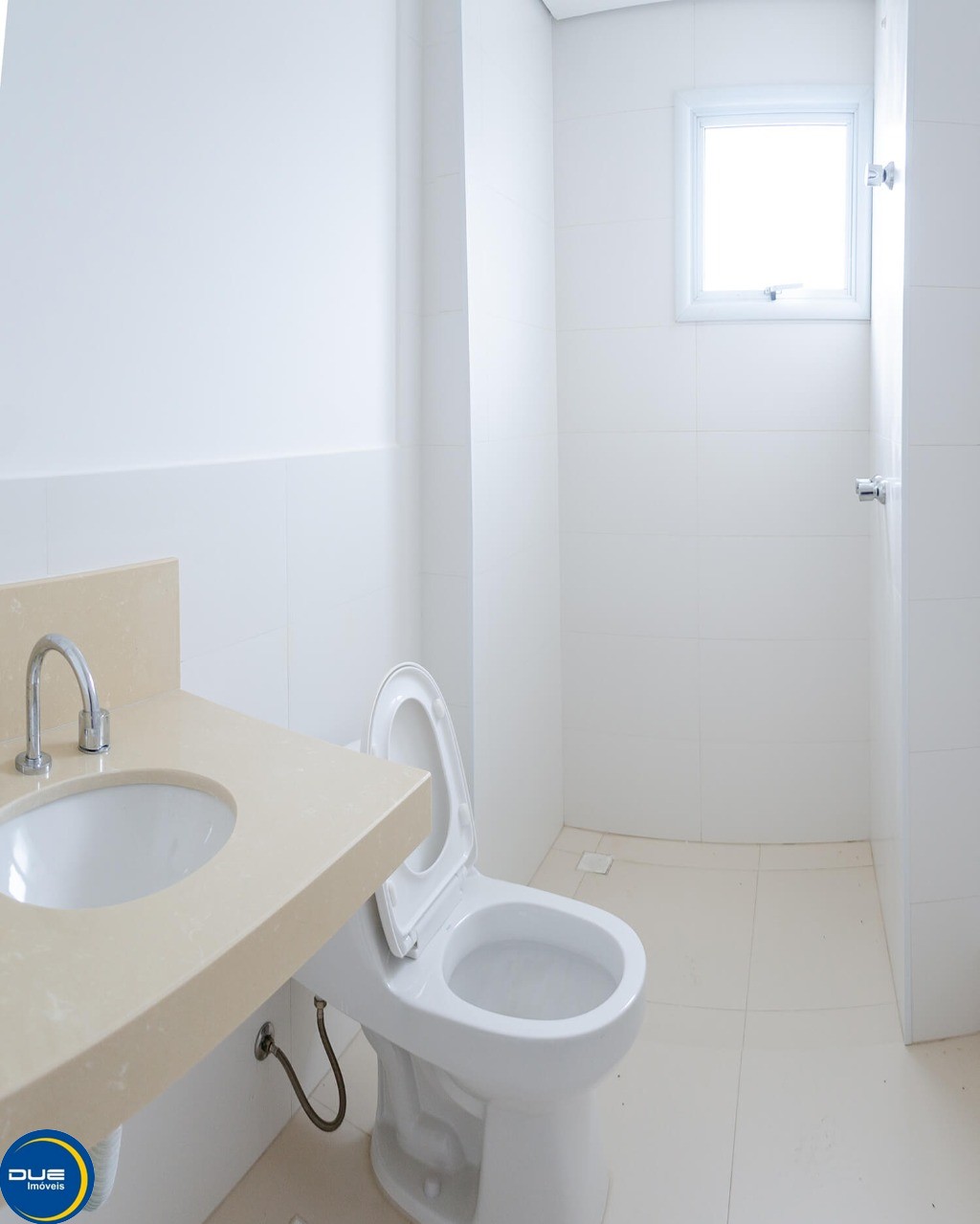 Apartamento à venda com 3 quartos, 94m² - Foto 3