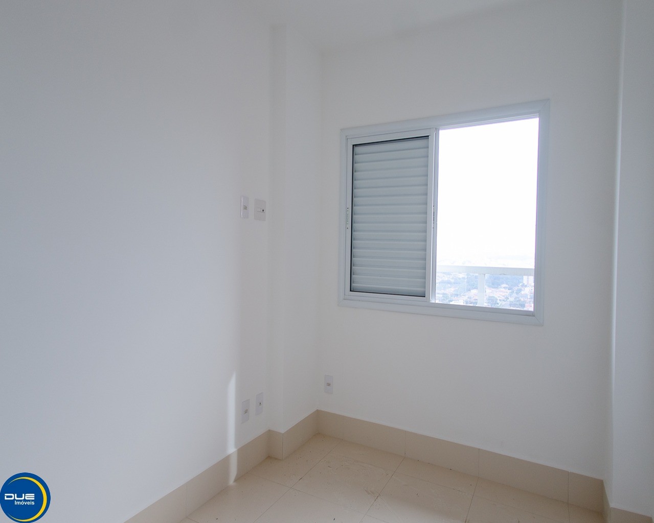 Apartamento à venda com 3 quartos, 94m² - Foto 10