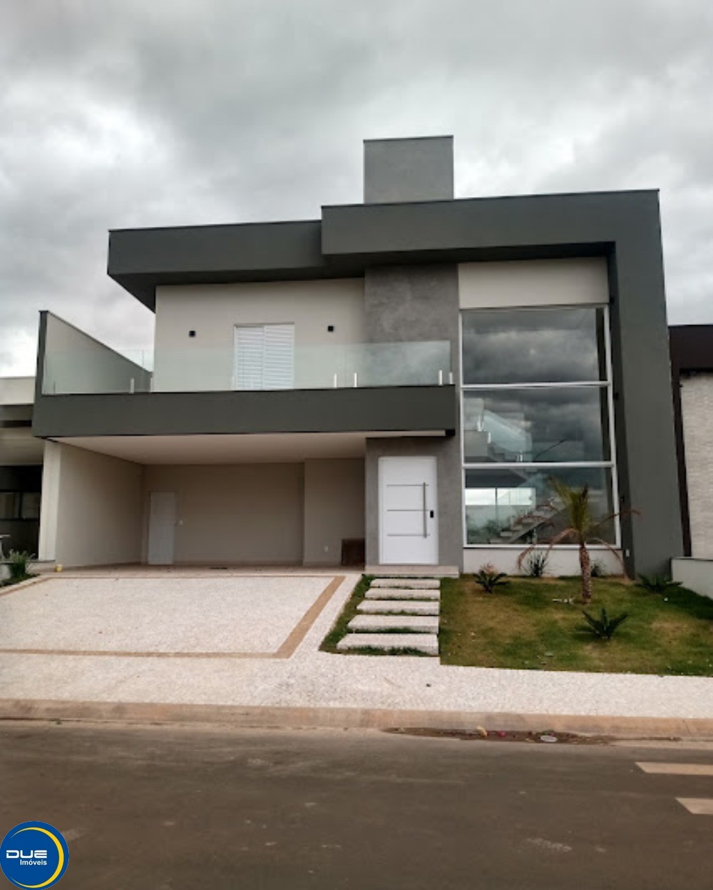 Casa à venda com 3 quartos, 286m² - Foto 3