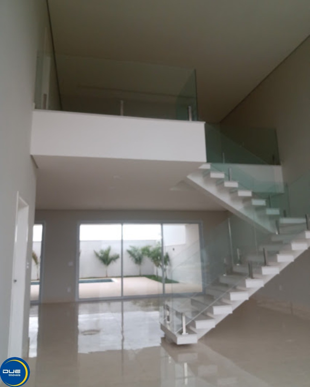 Casa à venda com 3 quartos, 286m² - Foto 5