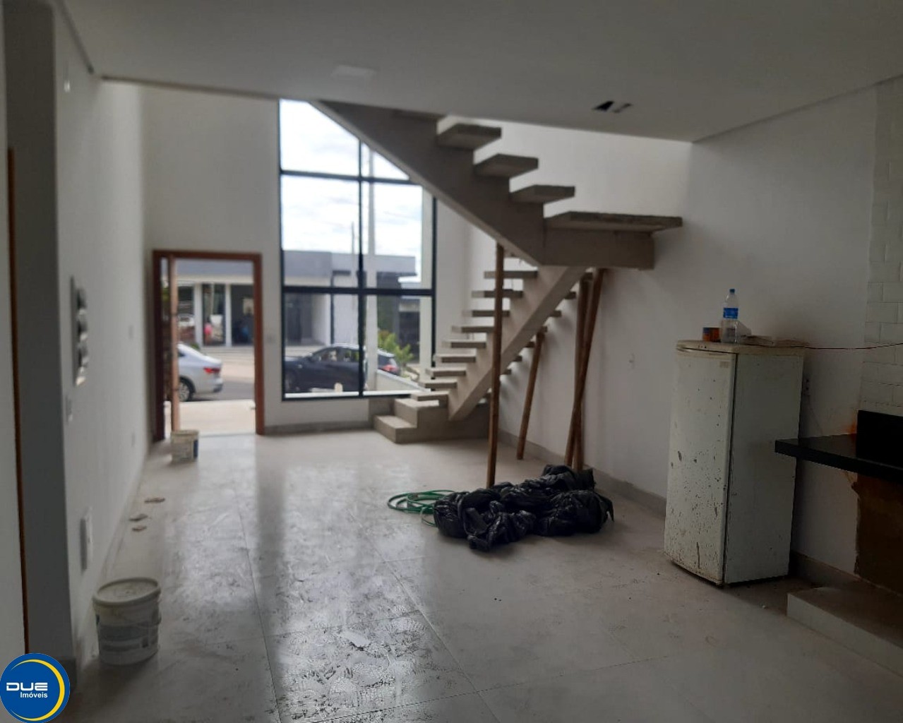 Casa à venda com 3 quartos, 200m² - Foto 3