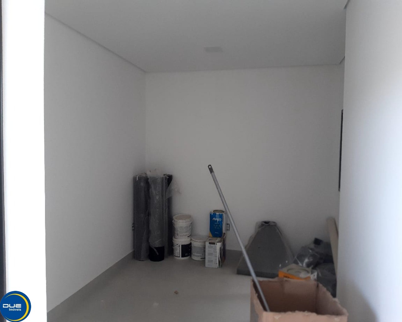 Casa à venda com 3 quartos, 200m² - Foto 8