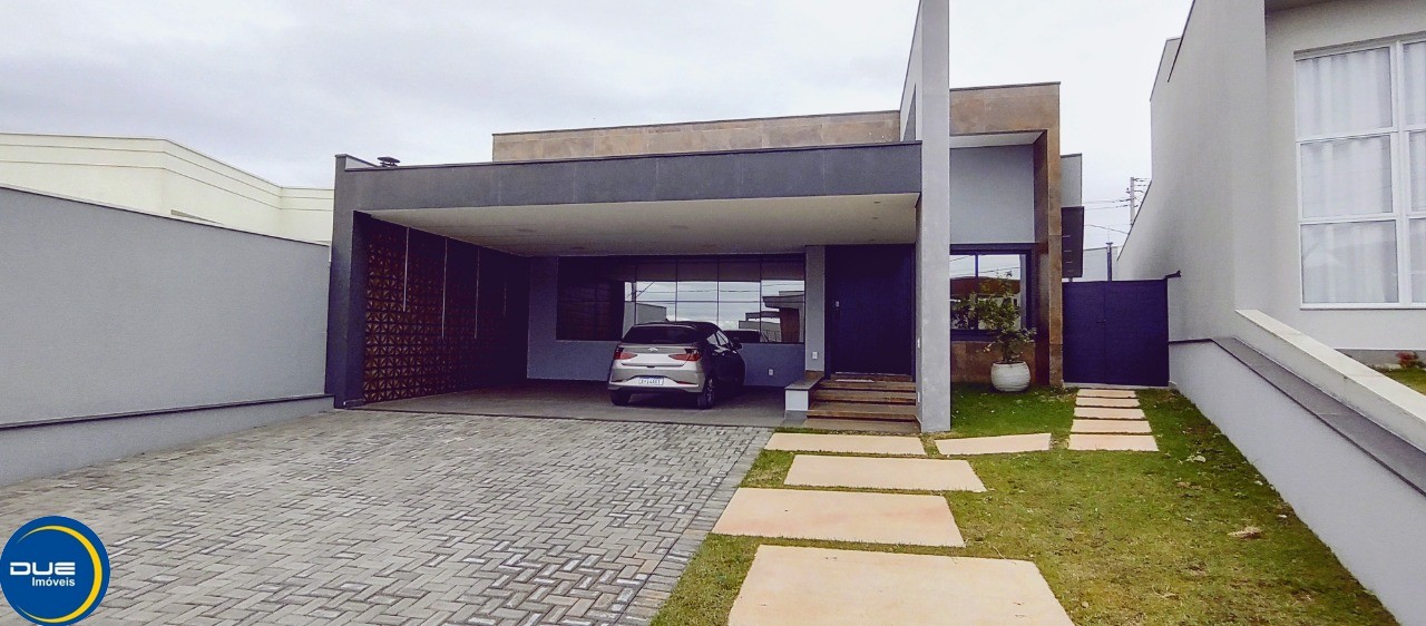 Casa à venda com 3 quartos, 296m² - Foto 2