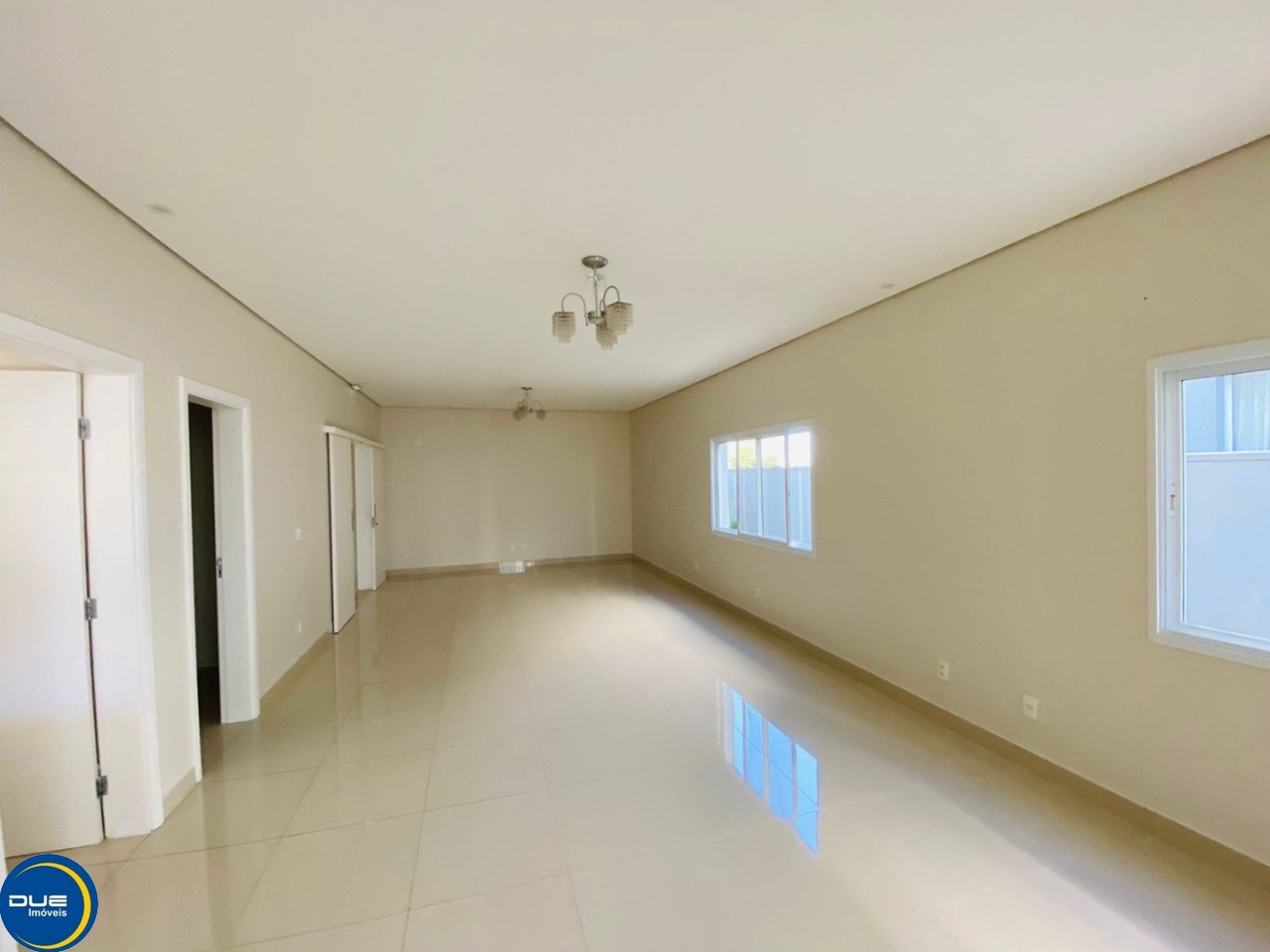 Casa à venda com 3 quartos, 392m² - Foto 9