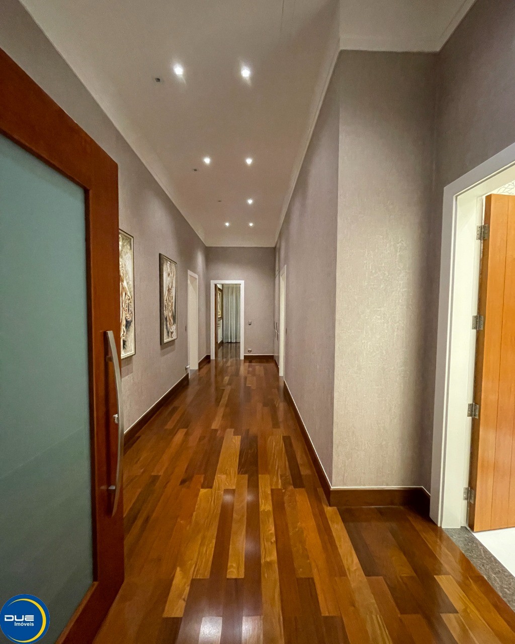 Casa à venda com 4 quartos, 710m² - Foto 10