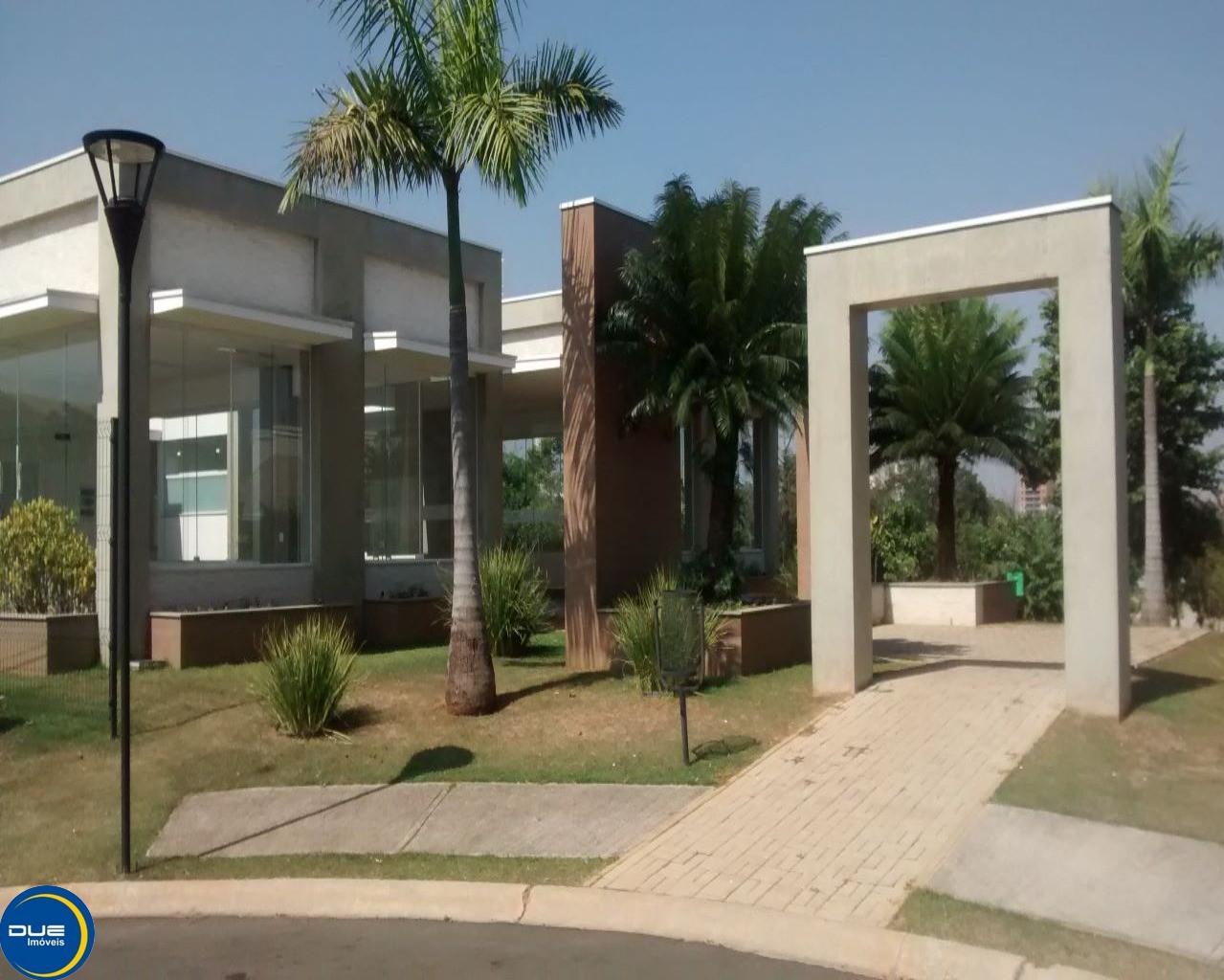 Casa à venda com 4 quartos, 304m² - Foto 11