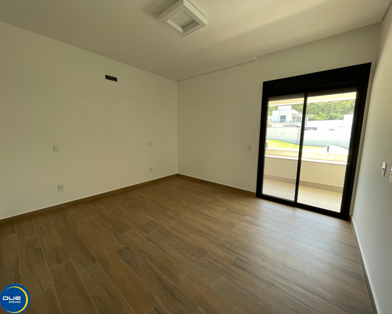 Casa à venda com 4 quartos, 282m² - Foto 26