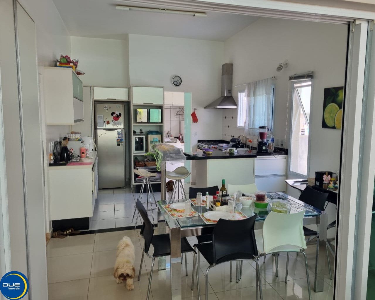 Casa à venda com 3 quartos, 220m² - Foto 12