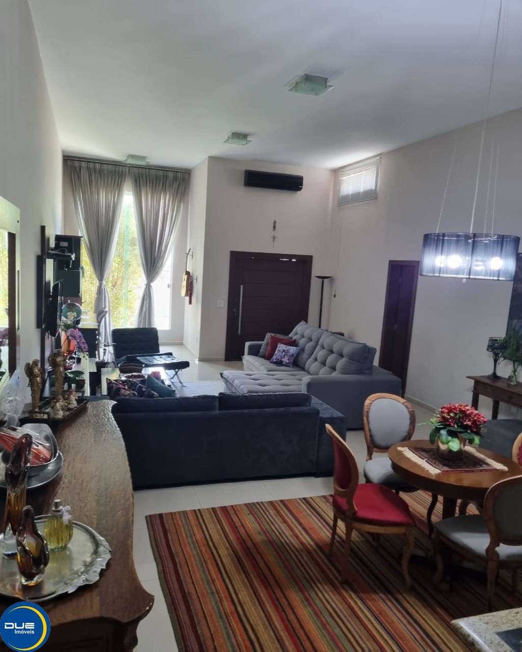 Casa à venda com 3 quartos, 220m² - Foto 8