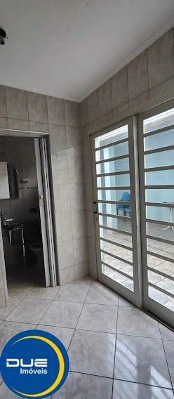 Casa à venda com 3 quartos, 186m² - Foto 13