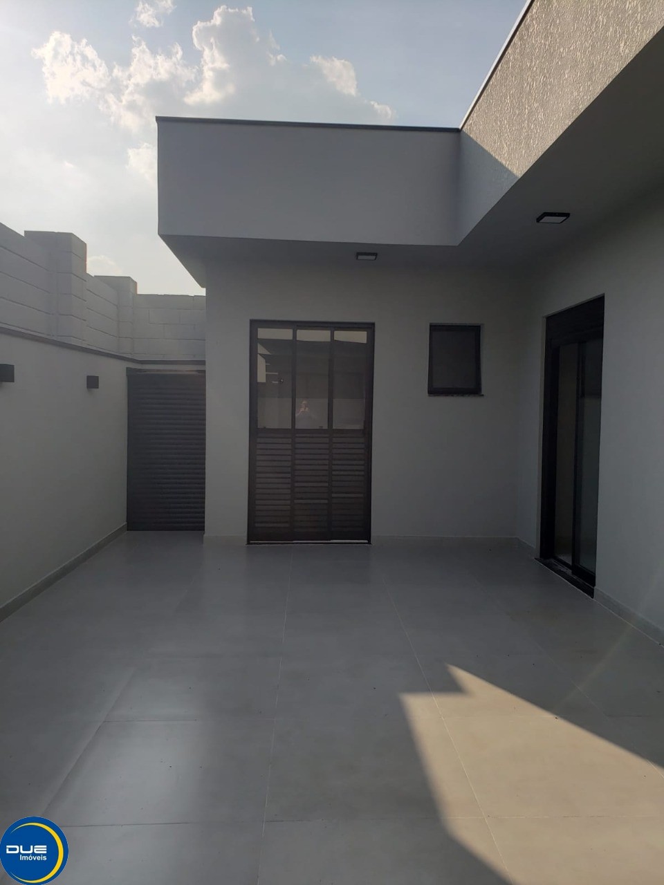 Casa à venda com 3 quartos, 250m² - Foto 14