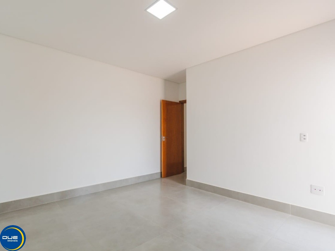 Casa à venda com 3 quartos, 188m² - Foto 7