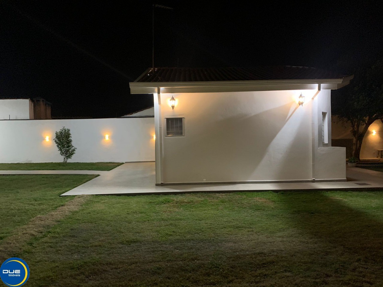 Casa à venda com 4 quartos, 1000m² - Foto 12