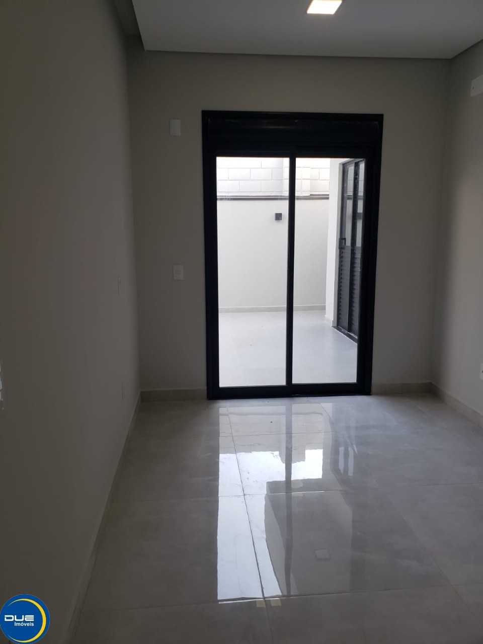 Casa à venda com 3 quartos, 250m² - Foto 13