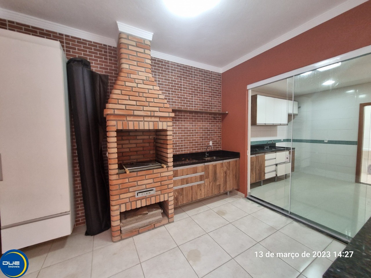 Casa à venda com 3 quartos, 150m² - Foto 14