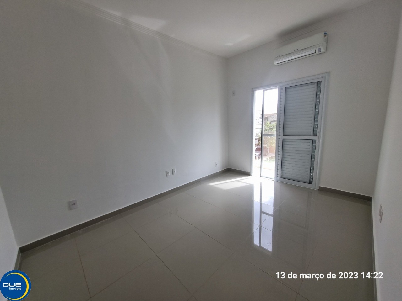 Casa à venda com 3 quartos, 150m² - Foto 7