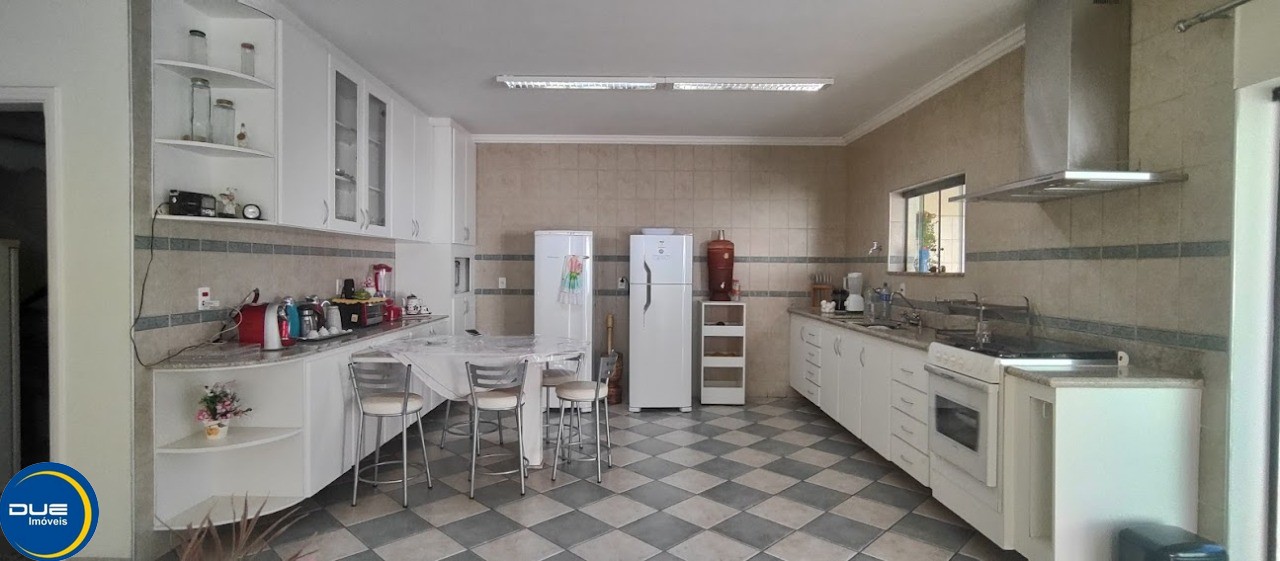 Casa à venda com 5 quartos, 375m² - Foto 12