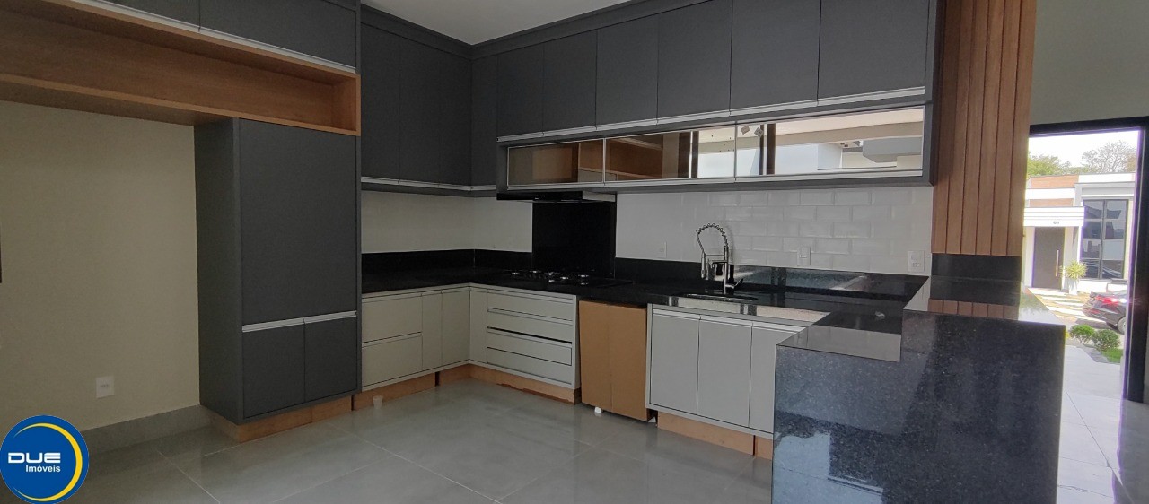 Casa à venda com 3 quartos, 194m² - Foto 9