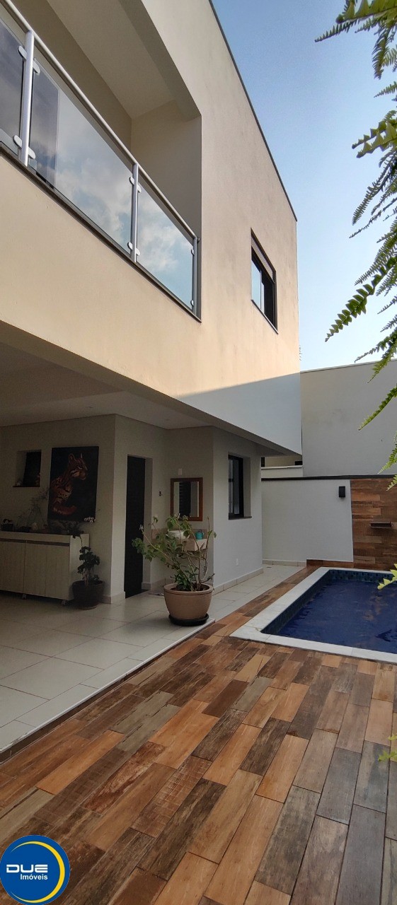 Casa à venda com 4 quartos, 350m² - Foto 16