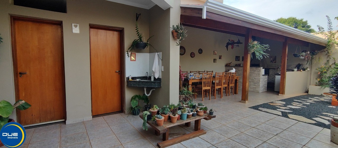 Casa à venda com 3 quartos, 300m² - Foto 45