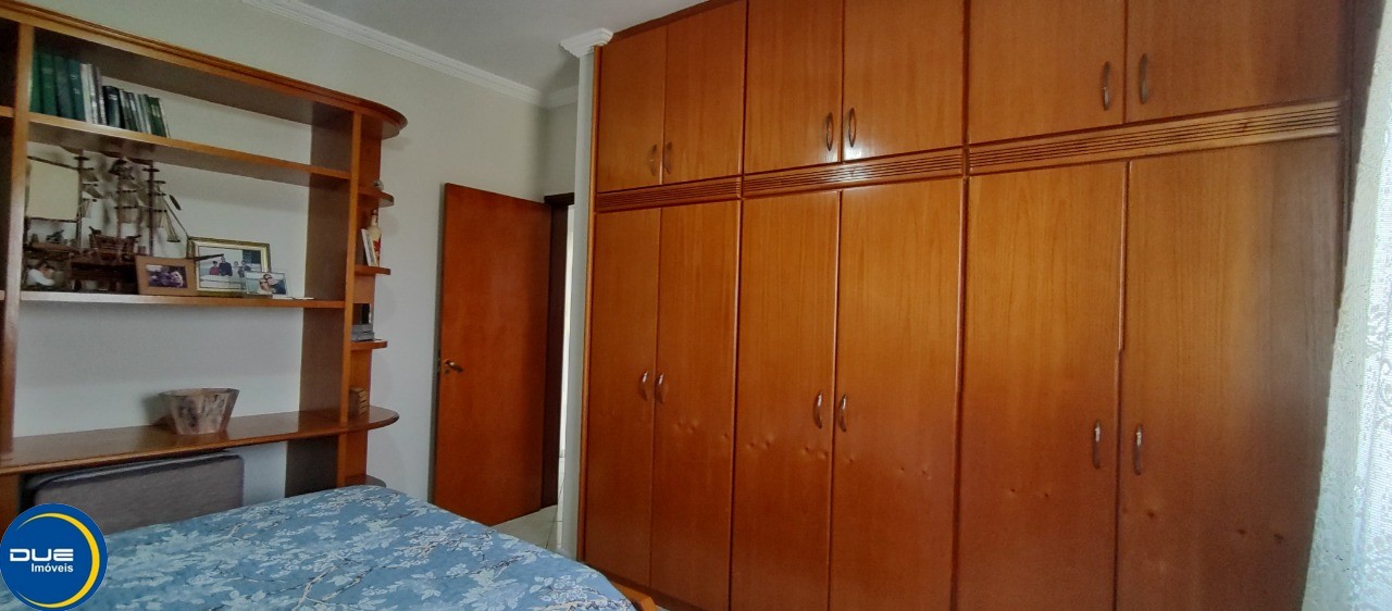 Casa à venda com 3 quartos, 300m² - Foto 27