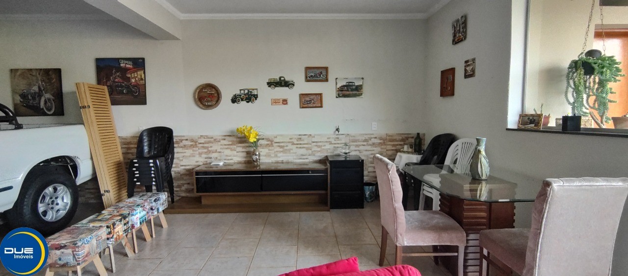 Casa à venda com 3 quartos, 300m² - Foto 35