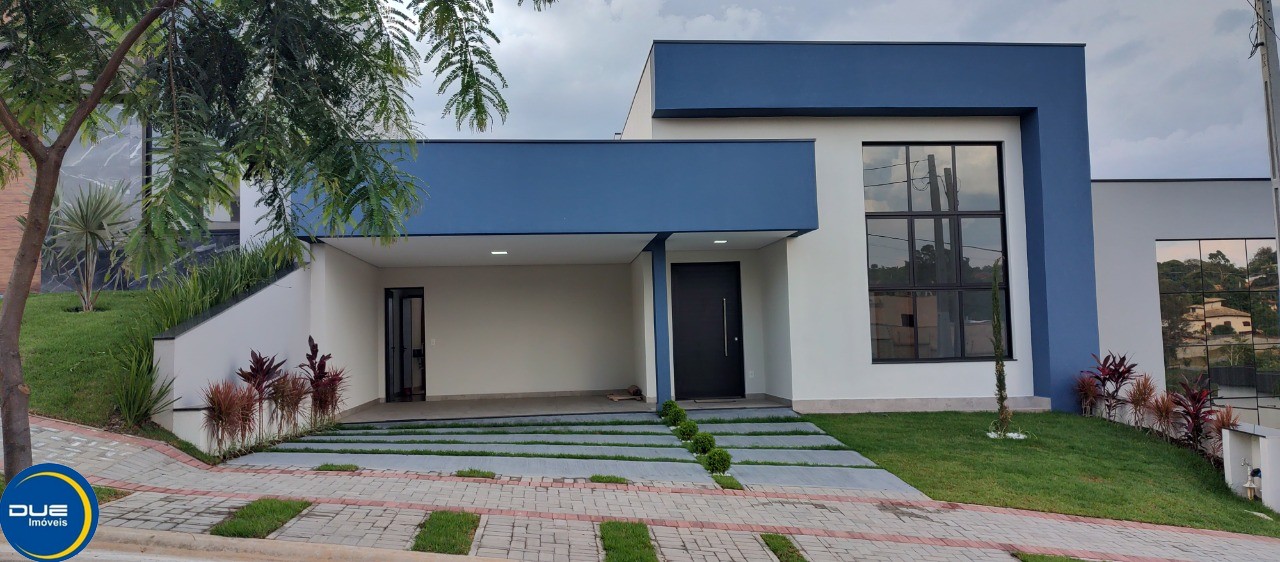 Casa à venda com 3 quartos, 300m² - Foto 2