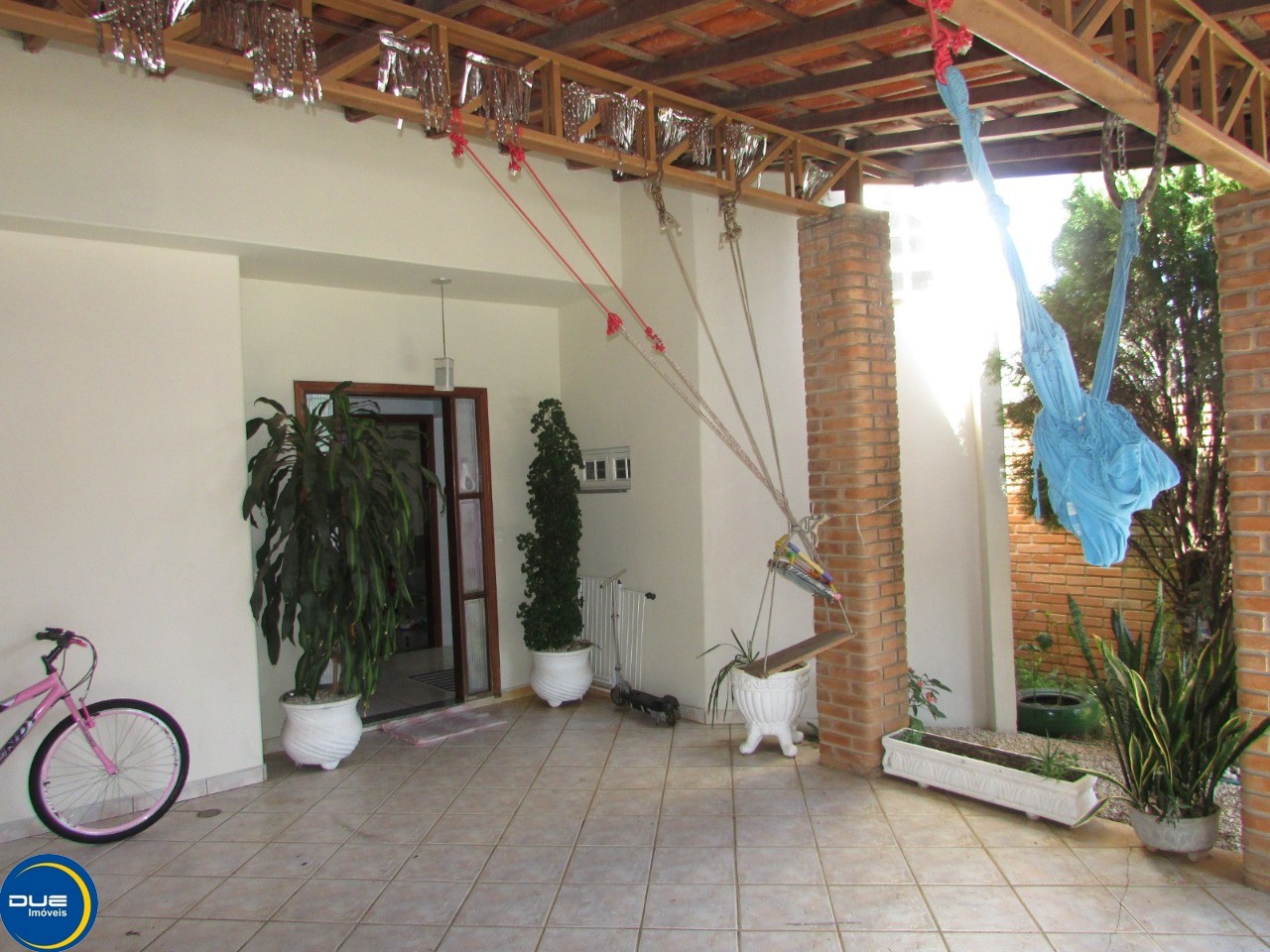 Casa à venda com 3 quartos, 300m² - Foto 12