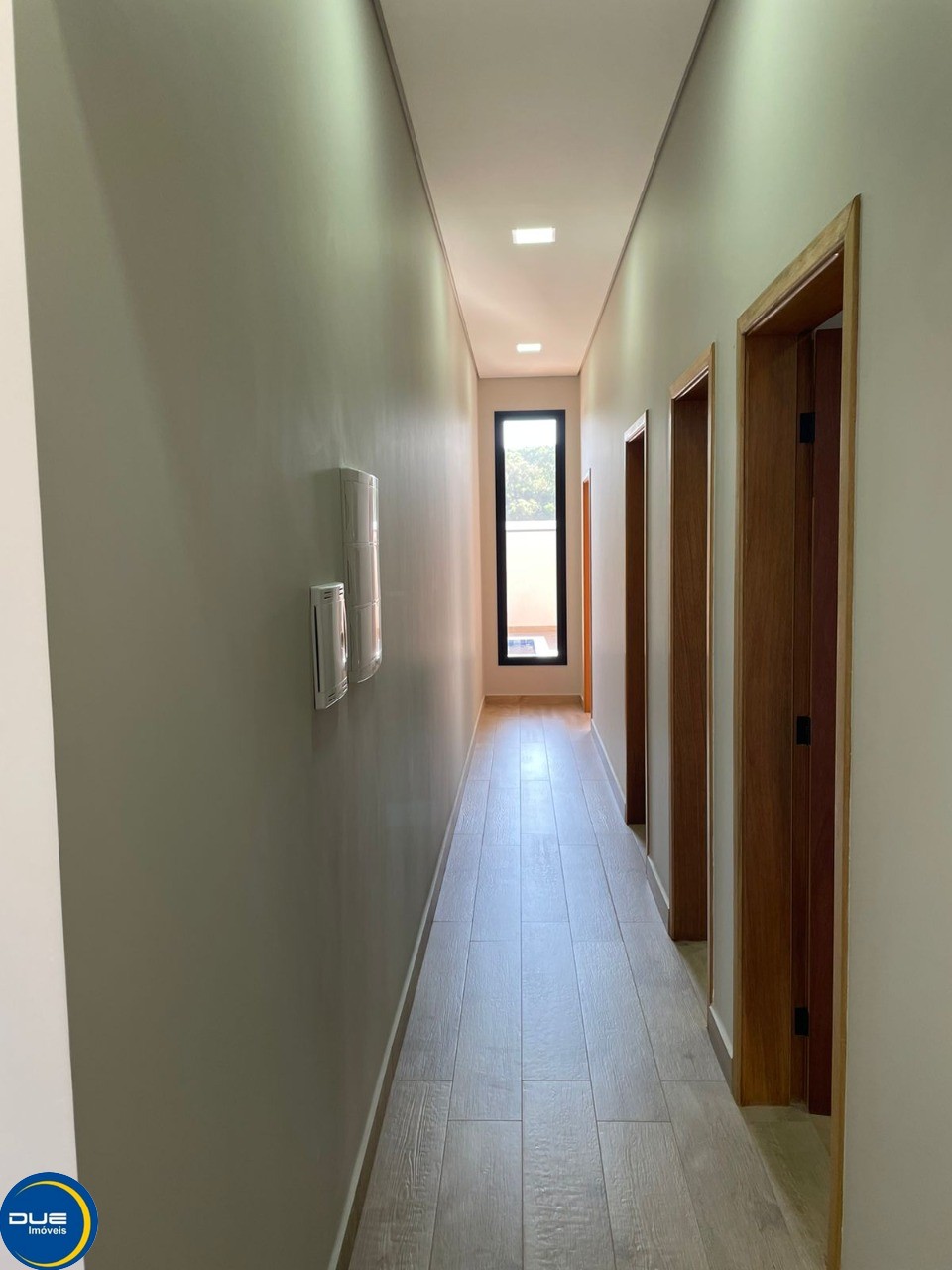 Casa à venda com 3 quartos, 306m² - Foto 13