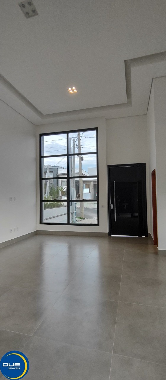 Casa à venda com 3 quartos, 204m² - Foto 5