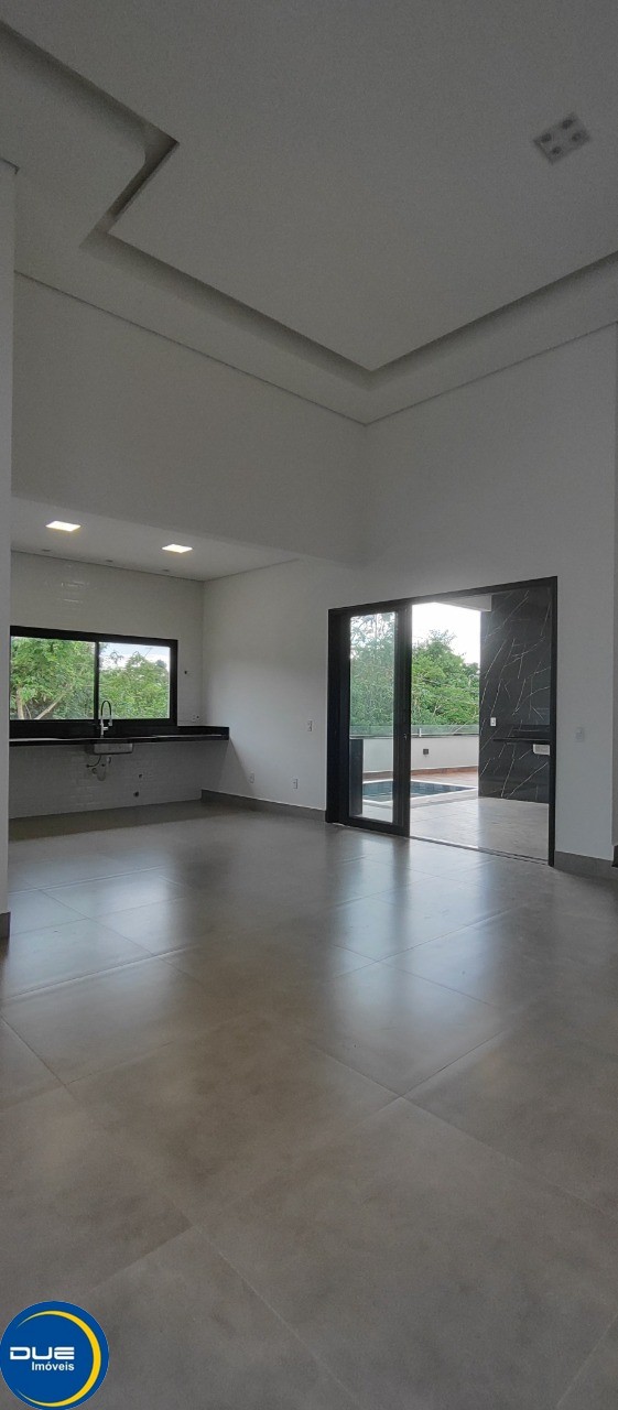 Casa à venda com 3 quartos, 204m² - Foto 10