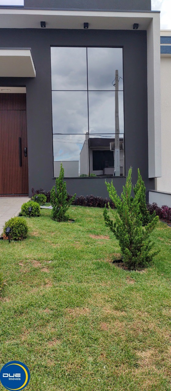 Casa à venda e aluguel com 3 quartos, 200m² - Foto 3