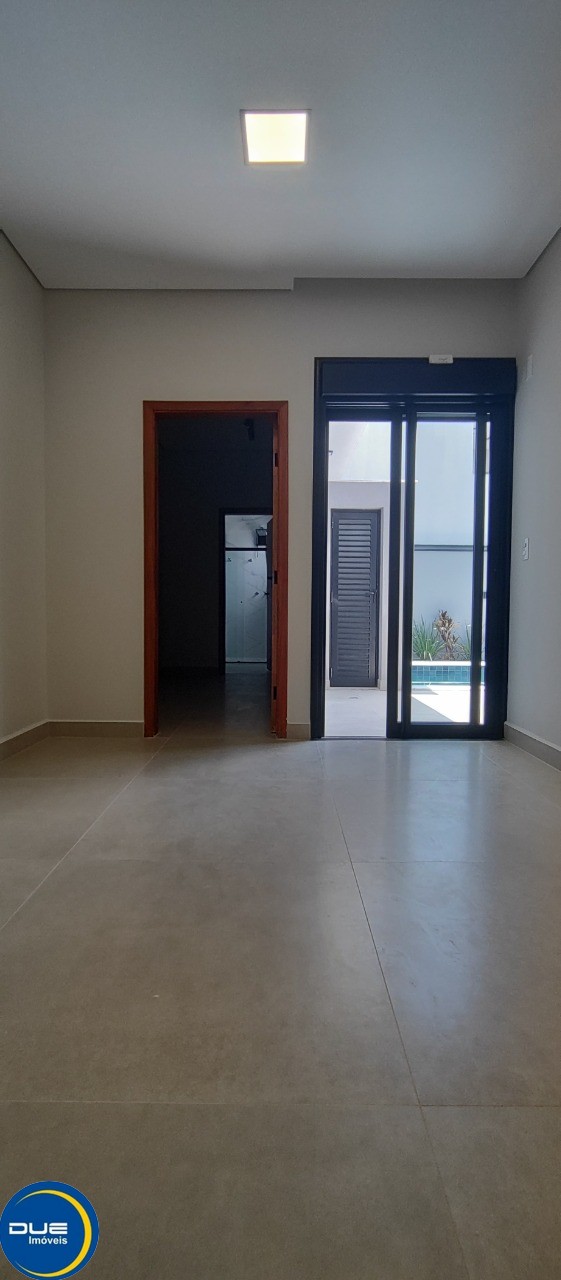 Casa à venda com 3 quartos, 300m² - Foto 25