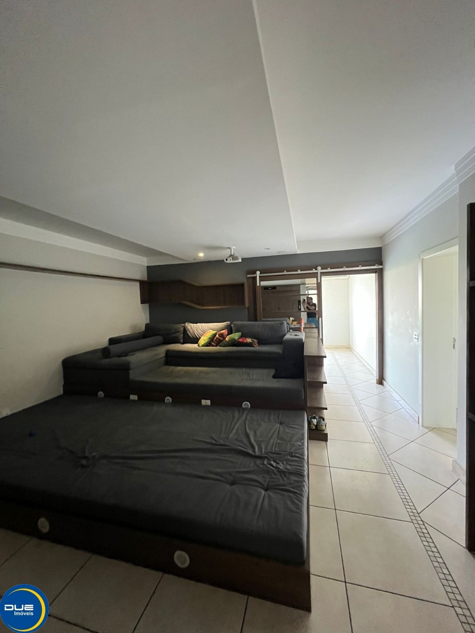 Apartamento à venda com 4 quartos, 188m² - Foto 12