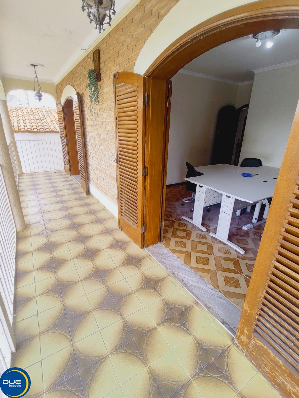 Prédio Inteiro à venda com 3 quartos, 269m² - Foto 2