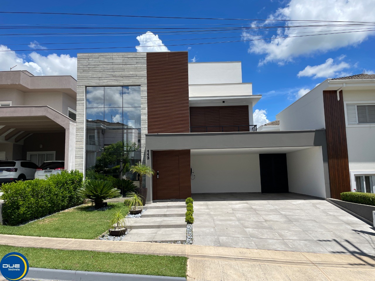 Casa à venda com 3 quartos, 360m² - Foto 2