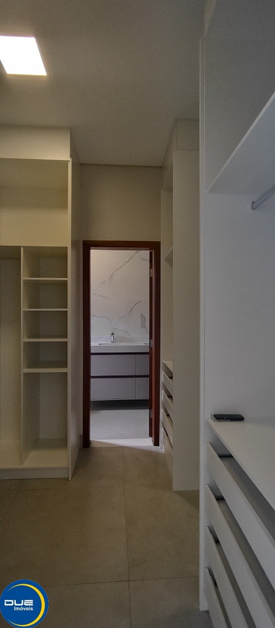 Casa à venda com 3 quartos, 320m² - Foto 34