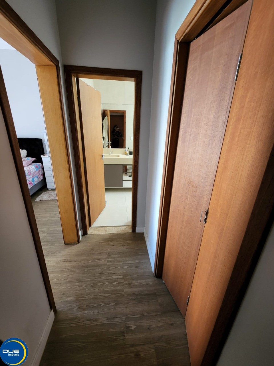 Casa à venda com 3 quartos, 300m² - Foto 15