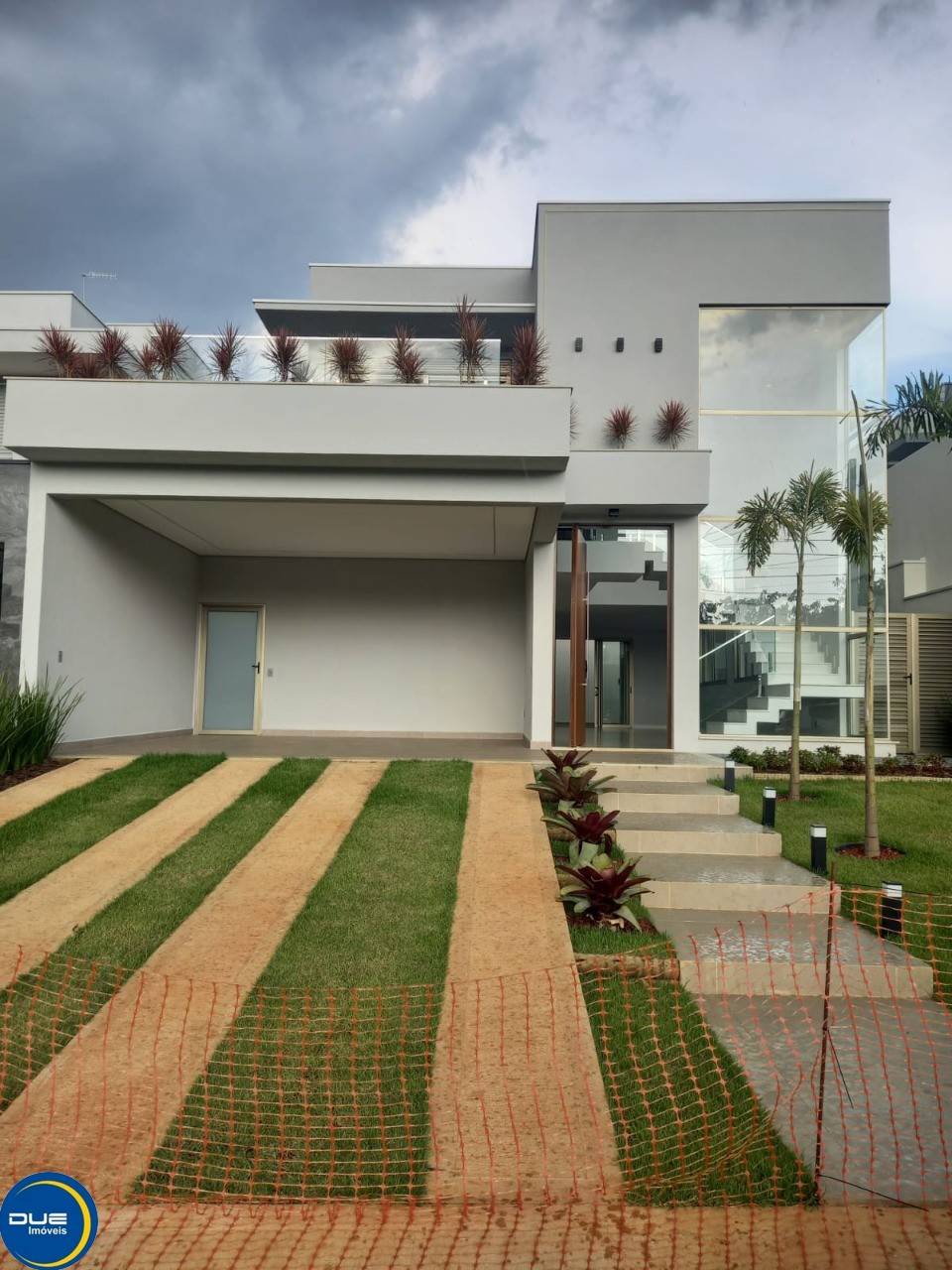 Casa à venda com 3 quartos, 360m² - Foto 8