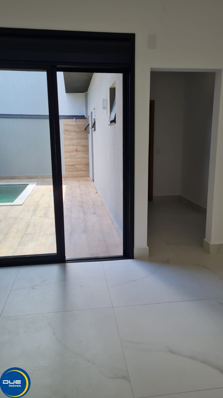 Casa à venda com 3 quartos, 330m² - Foto 5