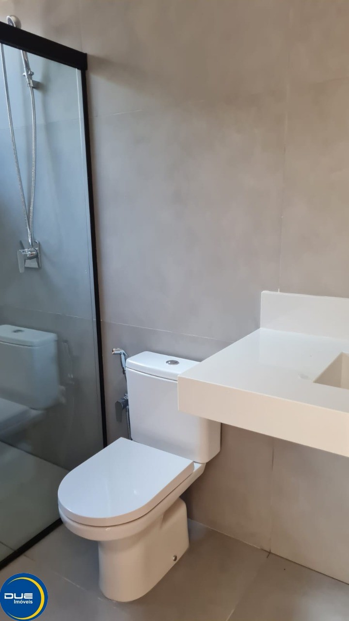 Casa à venda com 3 quartos, 330m² - Foto 15